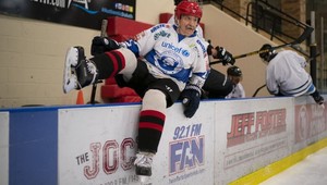 Hrával takmer ako storočný. Zomrel najstarší hokejista sveta