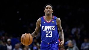 Tréning vynechal pre pohreb, večer vyšla fotka zo strip clubu