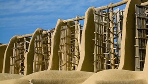 NEUVERITEĽNÉ: Viac než tisícročné veterné mlyny v Iráne stále fungujú