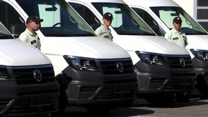 Technológiou sa možno pochváli aj slovenská polícia. 8 špeciálnych vozidiel si prevzali kriminalisti
