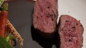 Hlavné jedlo: Kam sa pozriem, tam je salaš