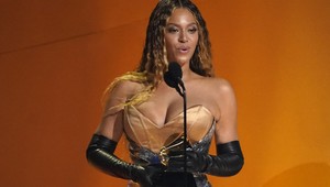 Najdôležitejšia noc hudobného priemyslu pozná VÍŤAZOV, Beyoncé sa stala rekordérkou