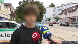 Muži napadli 14-ročného chlapca a jeho sestru