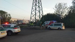 Nehoda na koľajniciach. Vlak v Petržalke zrazil dve osoby