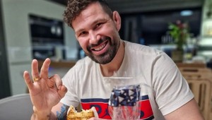 Atilla je vyučeným kuchárom, doma ale NEVARÍ! Manželka prezradila dôvod