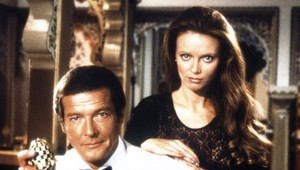 Herec Sir Roger Moore vo veku 89 rokov prehral boj s rakovinou