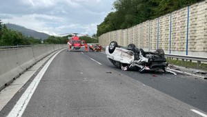 Vážna dopravná nehoda na D1. Vodička prešla do protismeru