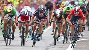 Štvrtý Sagan stratil sily v dlhom úniku, víťazstvo Greipela