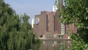 Problémy vo výrobe vo Volkswagene nespôsobili len povodne. Situácia je neistá aj v Nemecku