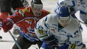 Podpriemerný zápas, piskot divákov