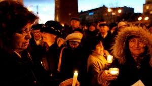 Dnes je deň výročia Sviečkovej manifestácie