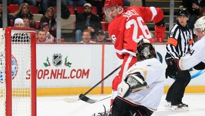 VIDEO. Jurčov prvý gól v NHL! Chára dvakrát úspešný v presilovke