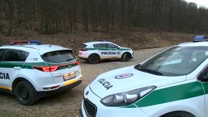 Turista objavil v lese telo nezvestnej Košičanky. K pohrebnému vozidlu ju znášali päť hodín