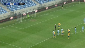 ZOSTRIH: ŠK Slovan Bratislava - FK Pohronie a zahodená penalta hostí