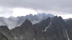 Túra pre skúsených. Na Sedielko treba ešte výstroj, turisti si však pochvaľujú