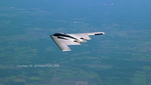 Toto vidí pilot z kokpitu strategického bombardéra B-2 Spirit