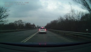 Tip od vás: nespratný šofér za volantom, neprekážal mu ani zákaz a dve plné