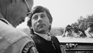 Romana Polańského držia vo väzbe v Zürichu