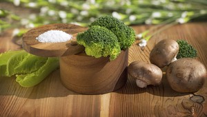 Nadmerné solenie spôsobuje rakovinu: Koľko soli znesie organizmus?