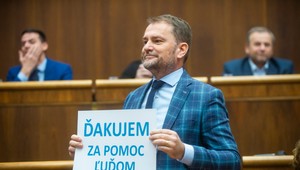 Lotéria, blackout aj plošné vytieranie nosa? Takto vyzerala vláda Igora Matoviča