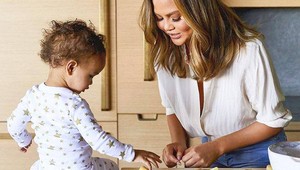 Modelka vymyslela TRIK, ako donútiť dcérku jesť: Mamičky sú z neho nadšené