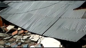 Ďalšie zemetrasenie v Indonézii. Úrady varovali pred vlnou cunami