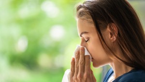 KRUHY A VAČKY POD OČAMI nie sú len estetický problém: Môžu signalizovať aj viaceré choroby