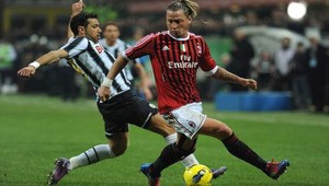 Mexes dostal za násilné správanie stop na tri zápasy