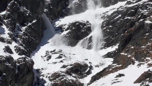 Vo Vysokých Tatrách si turisti užívali letnú atmosféru. Potrebovali iba tričko a slnečné okuliare