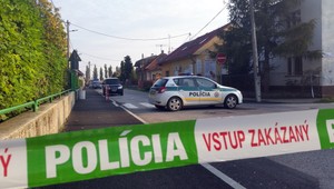 Zásah kukláčov v Galante. Chemik mal v dome drogové laboratórium