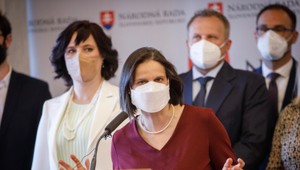 ONLINE: Ministerka spravodlivosti Mária Kolíková ostáva vo funkcii