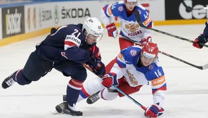 Ovečkin pomohol gólom k postupu Ruska. USA iba o bronz