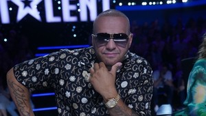 Rytmus šokoval tetovaním na čele! Zúfalstvo alebo fér ponuka?