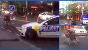 Kuriózna naháňačka policajtov. Muž unikal v nákupnom vozíku