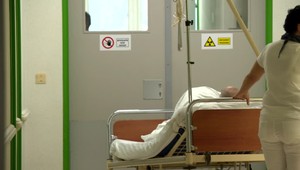 Riziko, že sa v nemocnici nakazíte ďalšou chorobou je podľa hygienikov stále vyššie, ako ukazujú štatistiky