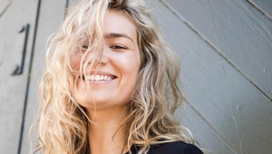 Ženu pre tento outfit vyhodili z posilky: Vážne je príliš odhalená?