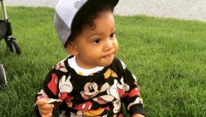 Nie, TOTO nie je dieťa speváčky Tiny