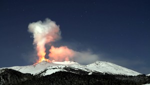 Etna opäť vybuchla! Ponúkla nádherné divadlo