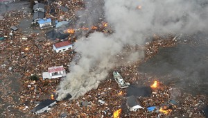 Japonské trosky v pohybe! Cez Pacifik sa plavia k odpadkovým ostrovom