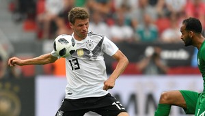 Müller drie ako kôň. Na obnovenie sezóny sa pripravuje v stajni