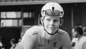 Počas pretekov tragicky zahynul cyklista TARLING, mal 19 rokov