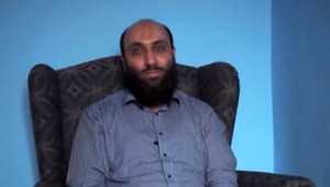 Policajti priviezli do Česka moslimského kazateľa. Obvinený je z podpory terorizmu