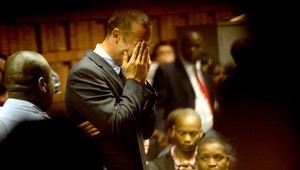 Pistorius (26) ruší štarty, rozlúčka so Steenkampovou v utorok