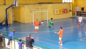 Fantázia! Futsalista totálne vyzvŕtal obrancu i brankára