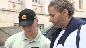 Začal sa proces s falošným plastickým chirurgom Yassinom G.