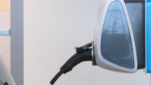 Únia chce elektronabíjačky za každou vŕbou. Slovenská realita je trošku iná