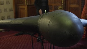 Nad francúzskou základňou s jadrovými ponorkami sa objavili drony