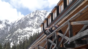 V apríli je počasie premenlivé. V Tatrách slnko vystriedala fujavica