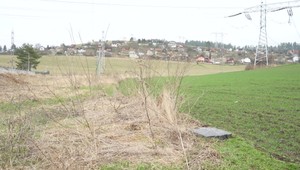 Záhada náhrobného kameňa: Nikto nevie komu patrí a odkiaľ sa vzal