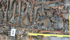 Desivý nález. V obci Rastislavice našli v rybníku pozostatky dvoch ľudských tiel